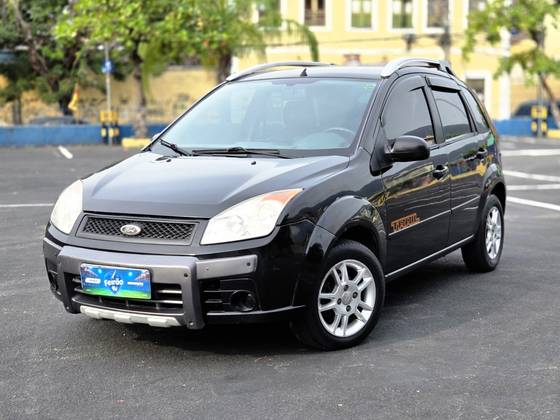 FORD FIESTA 1.0 MPI TRAIL HATCH 8V FLEX 4P MANUAL